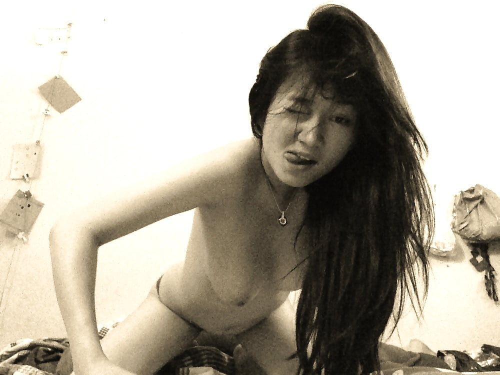 Vietnamese Singaporean Girl Jenny Trang Nude Leaked 050